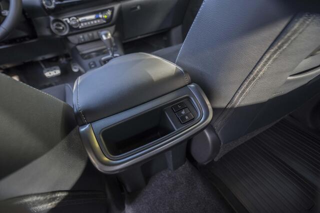 Toyota HI-LUX HiLux 2.8 D-4D Double Cab GR Sport