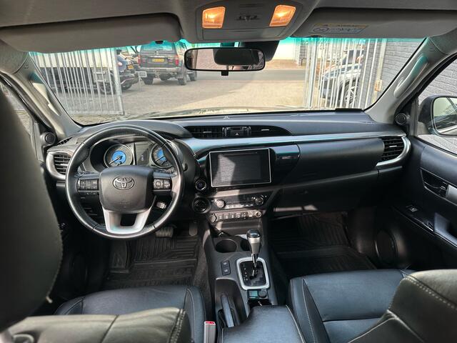 Toyota HI-LUX HiLux 2.4 D-4D-F DC Exec.