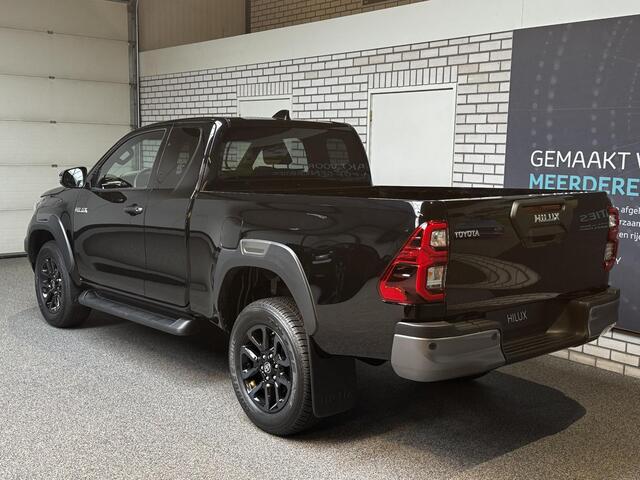 Toyota HI-LUX Hilux 2.8 D-4D Xtra Cab Invincible automaat Nieuw uit voorraad leverbaar