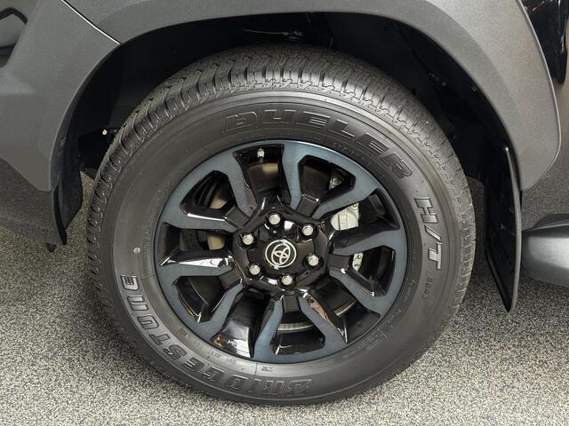 Toyota HI-LUX Hilux 2.8 D-4D Xtra Cab Invincible automaat Nieuw uit voorraad leverbaar