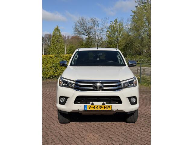 Toyota HI-LUX HiLux 2.4 D-4D-F Double Cab Executive