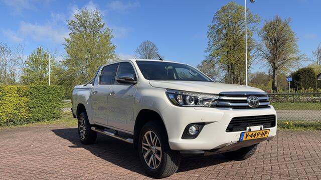 Toyota HI-LUX HiLux 2.4 D-4D-F Double Cab Executive