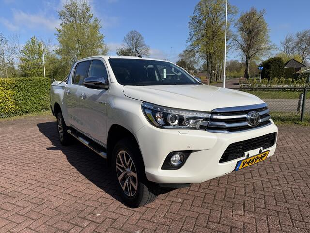 Toyota HI-LUX HiLux 2.4 D-4D-F Double Cab Executive