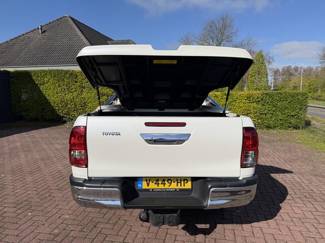 Toyota HI-LUX HiLux 2.4 D-4D-F Double Cab Executive