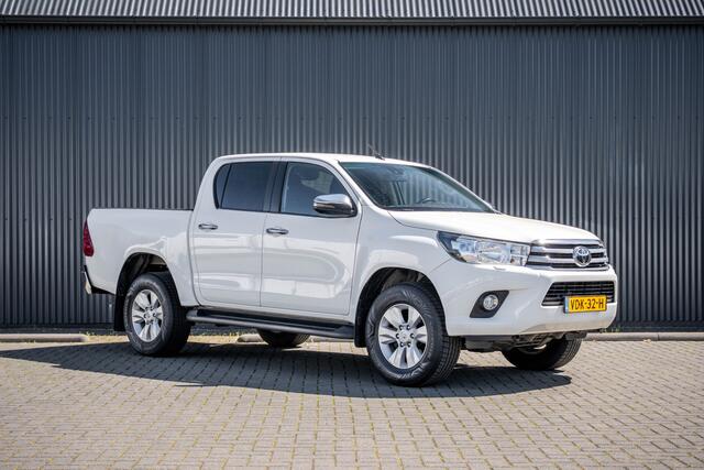 Toyota HI-LUX HiLux 2.4 D 4WD | 150 PK | Automaat | Camera | Cruise | Navi | Trekhaak