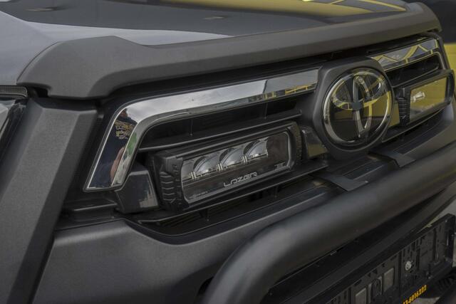 Toyota HI-LUX HiLux 2.8 D-4D Double Cab Invincible