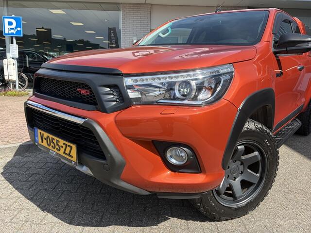 Toyota HI-LUX HiLux 2.4 D-4D 4WD Xtra Cabine Challenger | Trekhaak | Hardtop |