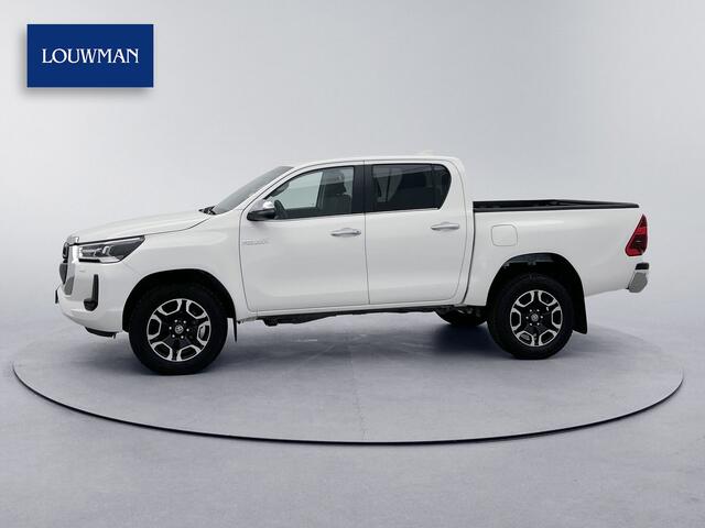Toyota HI-LUX HiLux 2.8 D-4D Double Cab Professional 204pk Led Navigatie Camera 4x4 Stoelverwarming Lane assist