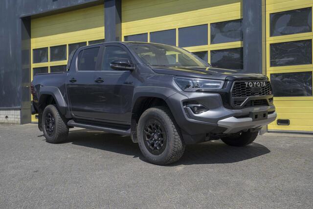 Toyota HI-LUX HiLux 2.8 D-4D Double Cab GR Sport