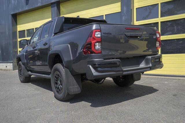 Toyota HI-LUX HiLux 2.8 D-4D Double Cab GR Sport