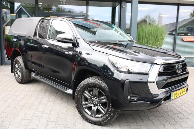 Toyota HI-LUX 2.4 D-4D XTRA CAB PROFESSIONAL A/T 4WD VAN