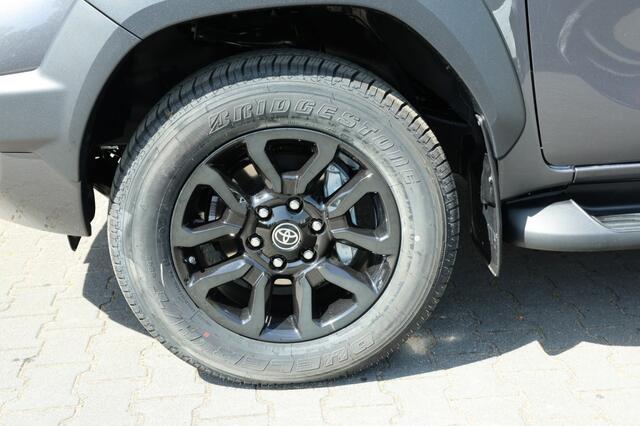 Toyota HI-LUX 2.8 D-4D DUBBEL CABIN 48V HYBRIDE INVINCIBLE A/T 4WD 2 ZITS VAN