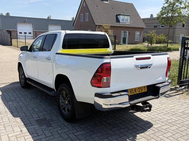 Toyota HI-LUX HiLux 2.4 D-4D 150PK E6 Aut. 4WD Double Cab Professional ? camera ? Trekhaak 3,5Ton