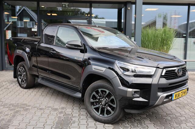 Toyota HI-LUX 2.8 D-4D X-TRA CAB INVINCIBLE A/T 4WD VAN