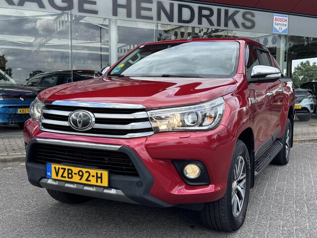 Toyota HI-LUX HiLux 2.4 D-4D-F Double Cab Executive | 5 Pers. | Trekhaak 3200KG | camera | Dab+ | Navi | 4WD | Lane Assist | Chrome Exterieur Bar |