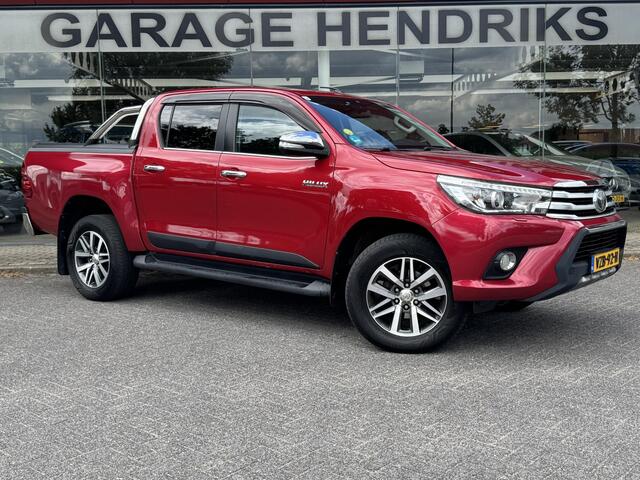 Toyota HI-LUX HiLux 2.4 D-4D-F Double Cab Executive | 5 Pers. | Trekhaak 3200KG | camera | Dab+ | Navi | 4WD | Lane Assist | Chrome Exterieur Bar |