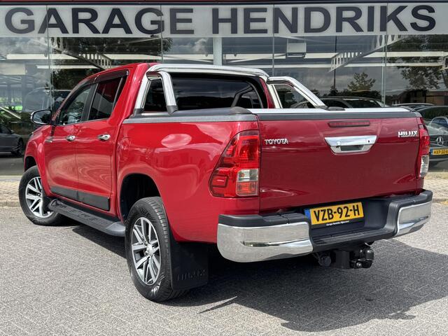 Toyota HI-LUX HiLux 2.4 D-4D-F Double Cab Executive | 5 Pers. | Trekhaak 3200KG | camera | Dab+ | Navi | 4WD | Lane Assist | Chrome Exterieur Bar |