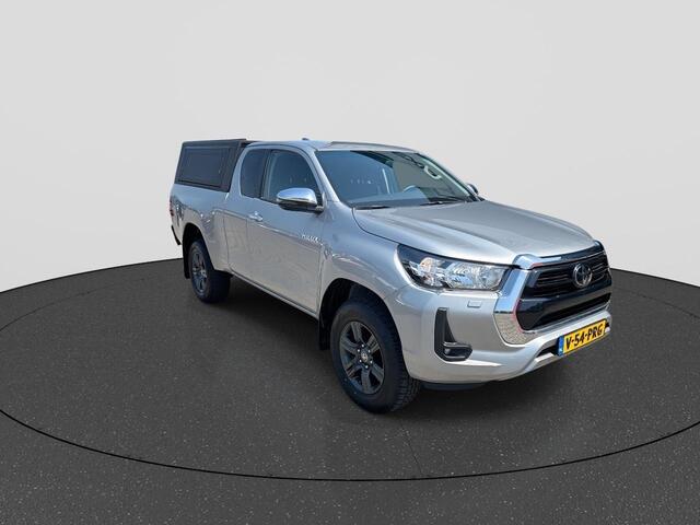 Toyota HI-LUX HiLux 2.4 D-4D Xtra Cab Challenger Automaat