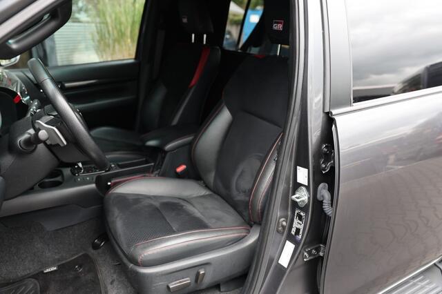 Toyota HI-LUX 2.8 D-4D DUBBEL CABIN GR SPORT A/T 2 ZITS 4WD VAN