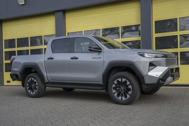 Toyota HI-LUX HiLux Toyota Hilux 2.8 D-4D MHEV Double Cab Style