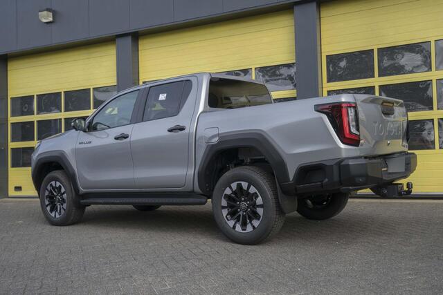 Toyota HI-LUX HiLux Toyota Hilux 2.8 D-4D MHEV Double Cab Style