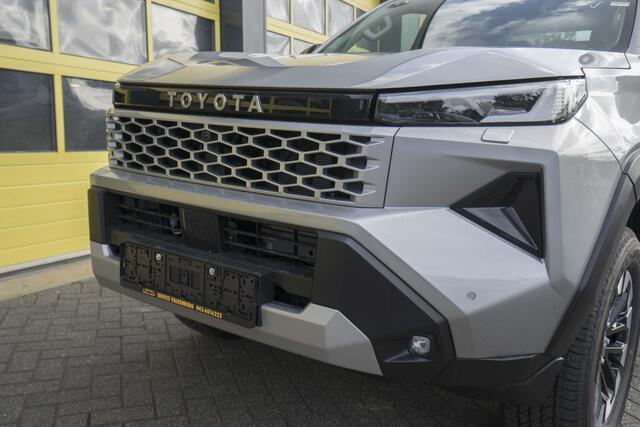 Toyota HI-LUX HiLux Toyota Hilux 2.8 D-4D MHEV Double Cab Style