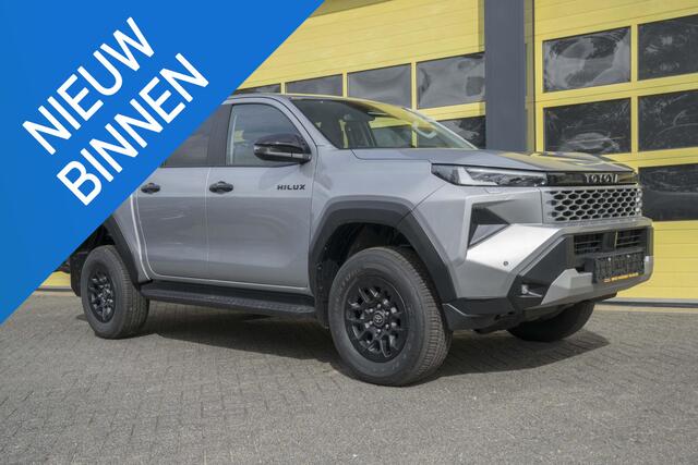 Toyota HI-LUX HiLux 2.8 D-4D MHEV Double Cab Auto 4WD Comfort