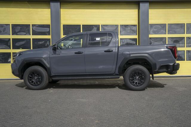 Toyota HI-LUX HiLux 2.8 D-4D MHEV Double Cab Auto 4WD Comfort