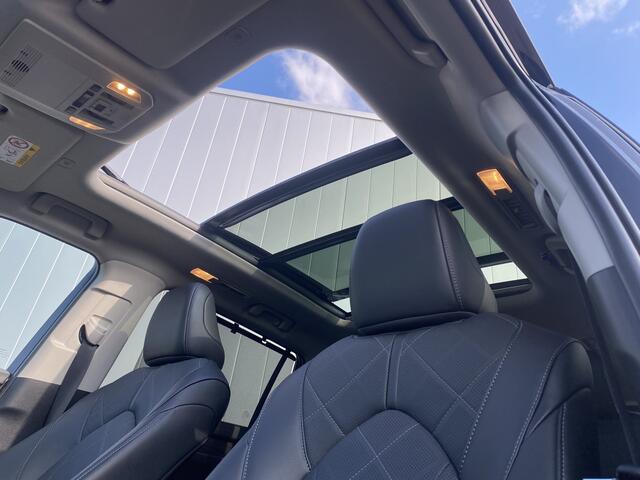Toyota HIGHLANDER 2.5 AWD Hybrid Premium Panorama Treeplanken Headup Stoel Ventilatie 360 cam