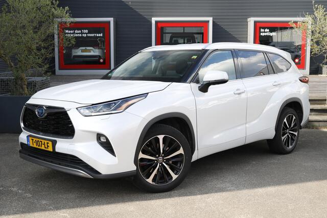 Toyota HIGHLANDER 2.5 AWD Hybrid Premium | Trekhaak | memory seats | Stoelverwarming | navi | Apple Carplay Android Auto |