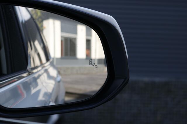 Toyota HIGHLANDER 2.5 AWD Hybrid Premium | Trekhaak | memory seats | Stoelverwarming | navi | Apple Carplay Android Auto |