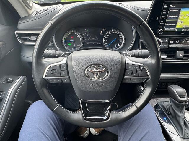 Toyota HIGHLANDER 2.5 AWD 248pk Hybrid Executive 7p ecc,leer,navi,trekhaak,camera