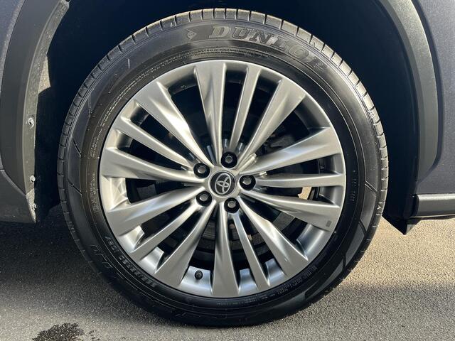 Toyota HIGHLANDER AWD 2.5 Hybrid Executive 7 persoons Trekhaak - trekgewicht 2.000kg geremd, AppleCarplay/AndroidAuto, BlindSpot, Parkeerhulp camera incl parkeersensoren, BTW-auto