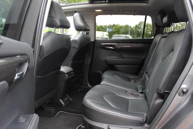 Toyota HIGHLANDER 2.5 AWD Hybrid Premium / Trekhaak / Panoramadak / 360Camera / Head-up / Leder / Keyless / 20'' / Navigatie / Stoelventilatie+Verwarming / Stuurverwarming / Dodehoek / DAB / ACC