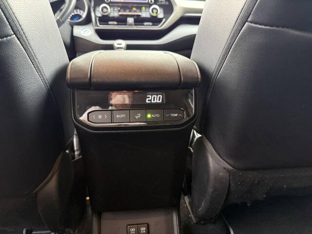 Toyota HIGHLANDER 2.5 AWD Hybrid Business ** Leder ** Trekhaak ** 7-persoons!! 2.000kg trekgewicht!!