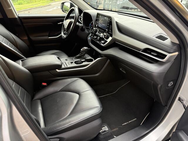 Toyota HIGHLANDER 2.5 AWD Hybrid Business ** Leder ** Trekhaak ** 7-persoons!! 2.000kg trekgewicht!!