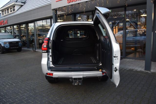 Toyota LAND CRUISER 150 2.8 D-4D 5DRS CHALLENGER A/T VAN