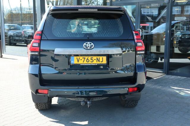 Toyota LAND CRUISER 150 2.8 D-4D 5DRS CHALLENGER A/T VAN