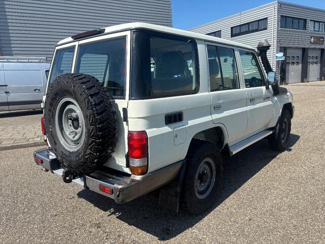 Toyota LAND CRUISER LX LANG 5 PERSOONS 4x4 Airco 4.2 6 Cilinder Diesel