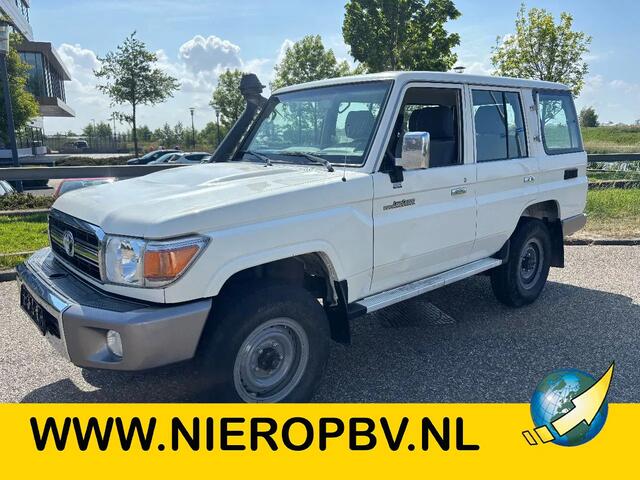 Toyota LAND CRUISER LX LANG 5 PERSOONS 4x4 Airco 4.2 6 Cilinder Diesel