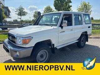 toyota-land-cruiser-lx-lang-5-perso