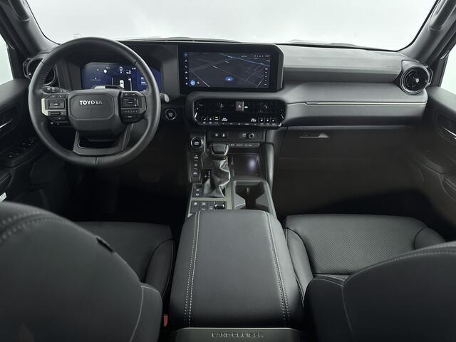 Toyota LAND CRUISER 2.8 D-4D 4x4 Standard Roof Window Van Navigator *EX BTW* | UNIEK | Trekhaak | DIRECT Leverbaar!