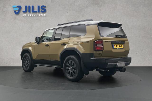 Toyota LAND CRUISER 2.8 D-4D Standard Roof Window Van First Edition | Leder | Panoramadak