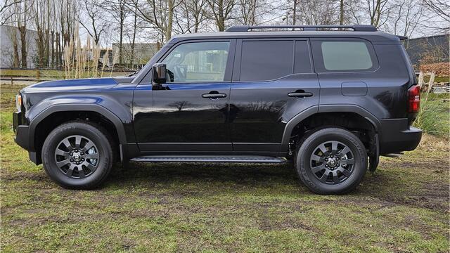 Toyota LAND CRUISER 2.8 D-4D Comfort Blind van