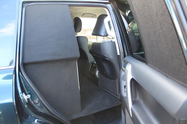 Toyota LAND CRUISER 2.8 D-4D-F Professional Window Van | Rijklaar | Trekhaak | Stoel-verwarming/koeling | Camera | Apple/Android