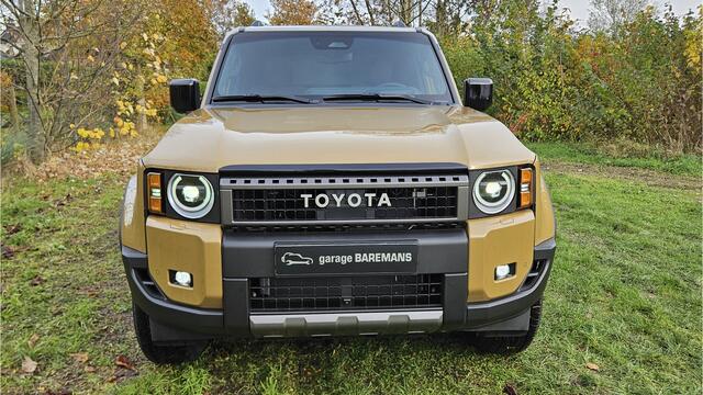 Toyota LAND CRUISER 2.8 D-4D First Edition Panorama Dak Grijs Kenteken