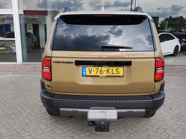 Toyota LAND CRUISER 2.8 D-4D First Edition | Trekhaak | 360 Camera | Head Up Display