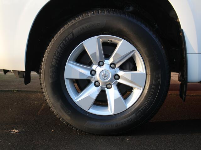 Toyota LAND CRUISER 2.8 D-4D | Euro 6 | Leder | Stoelverwarming | Camera | Navi | E