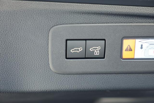 Toyota LAND CRUISER 2.8 D-4D 5DRS ELEGANCE A/T VAN BPM VRIJ