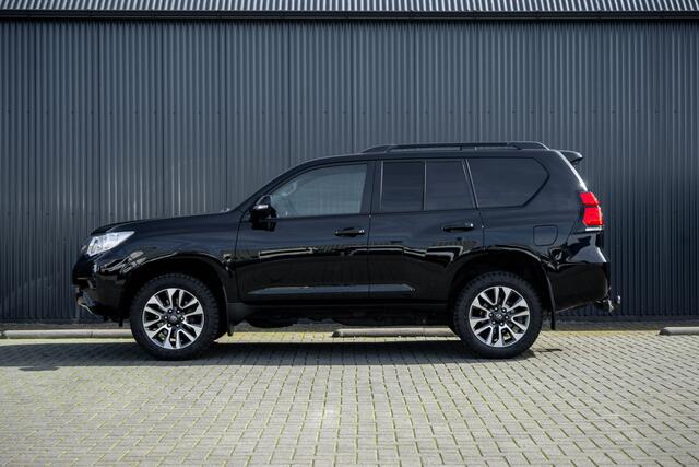 Toyota LAND CRUISER 2.8D-4D | 204 PK | 5DRS | 4x4 | Fabrieksgarantie | Dealer onderhouden | Cruise | Airco | Trekhaak